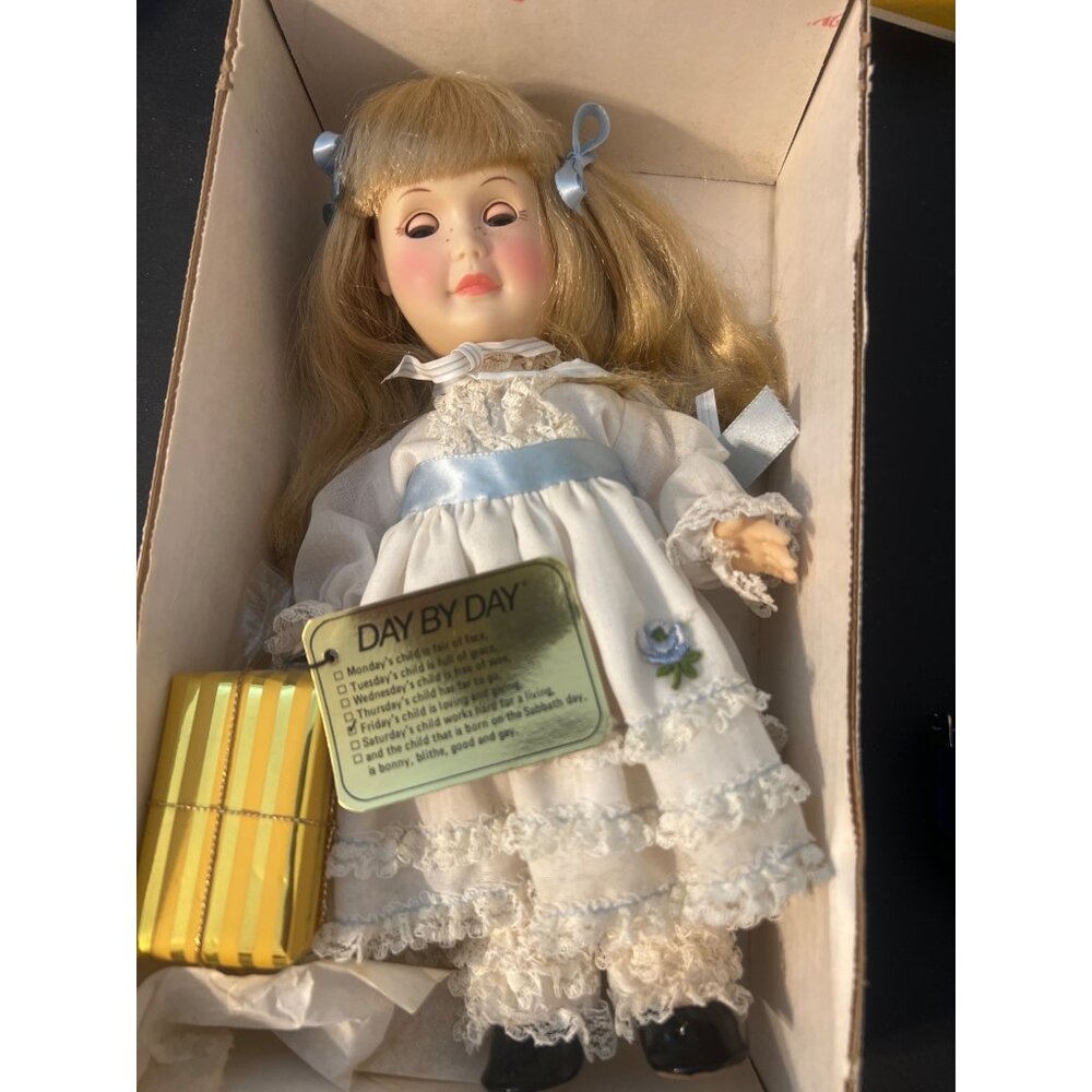 Vtg Effanbee Friday's Child Doll Loving Giving Day by Day Estate 1405 12" New